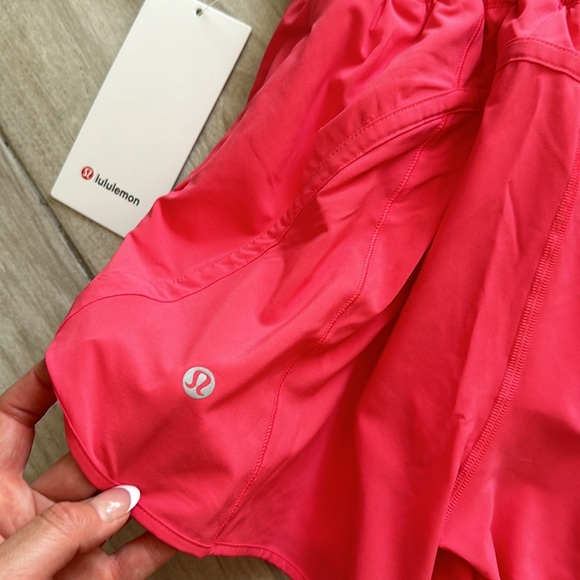 NWT Lululemon Track That High-Rise Lined Short 5" - Picture 9 of 12